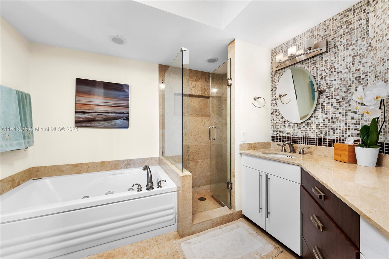 4779 Collins Ave #3102, Miami Beach FL 33140