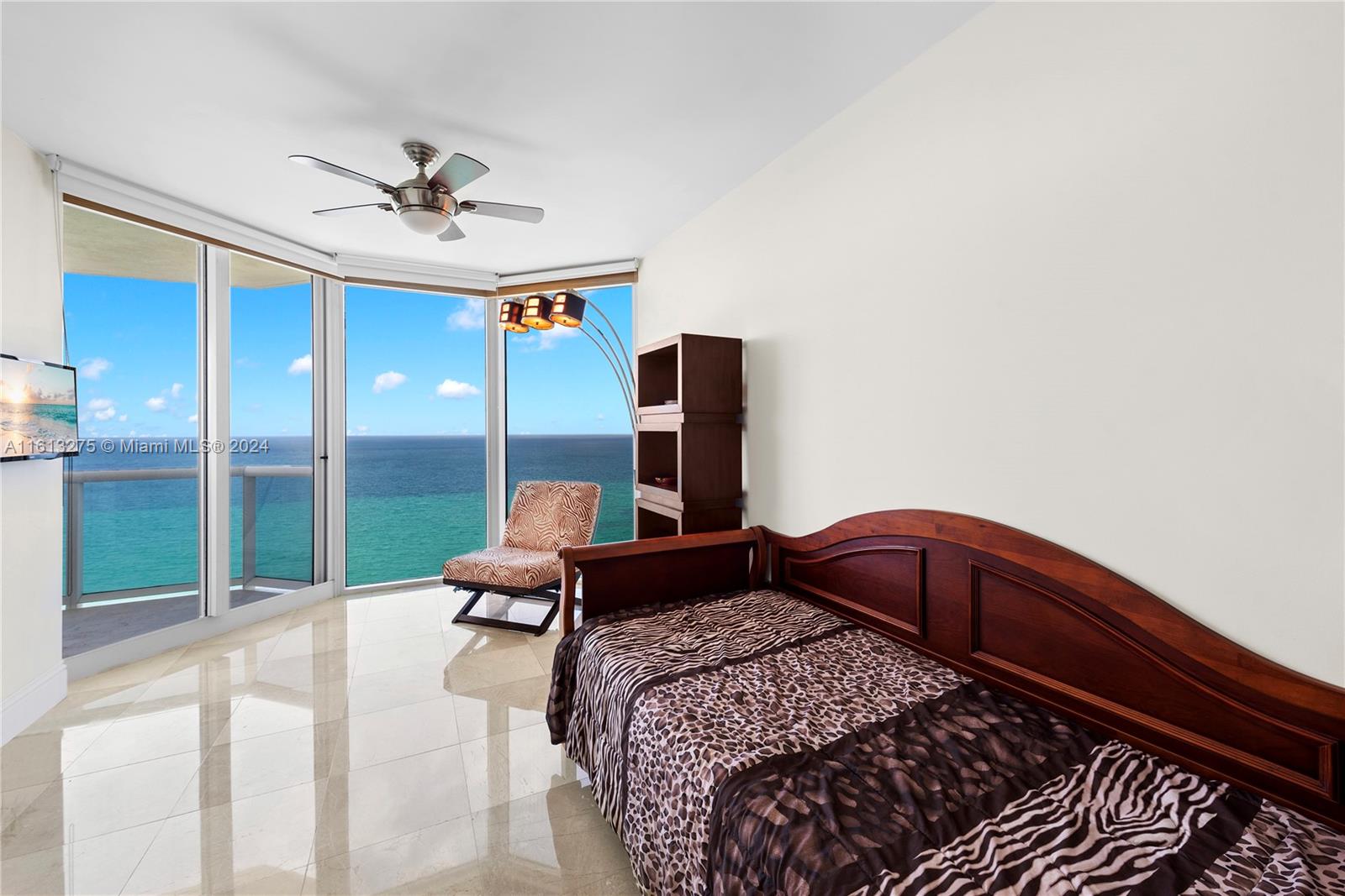 4779 Collins Ave #3102, Miami Beach FL 33140