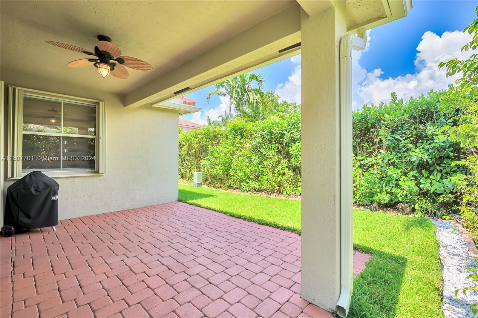 1632 NE Winterberry Ln, Weston, Florida image 27