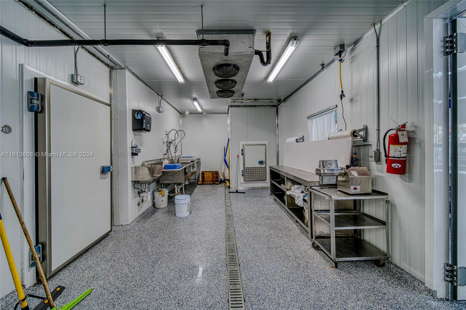 Top of The Line Fish & Seafood Market With Distribution In Miami