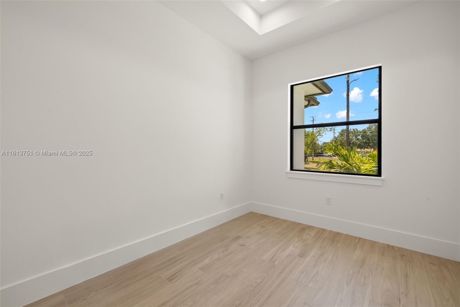 1587 W Golden Gate Blvd, Naples, Florida image 18
