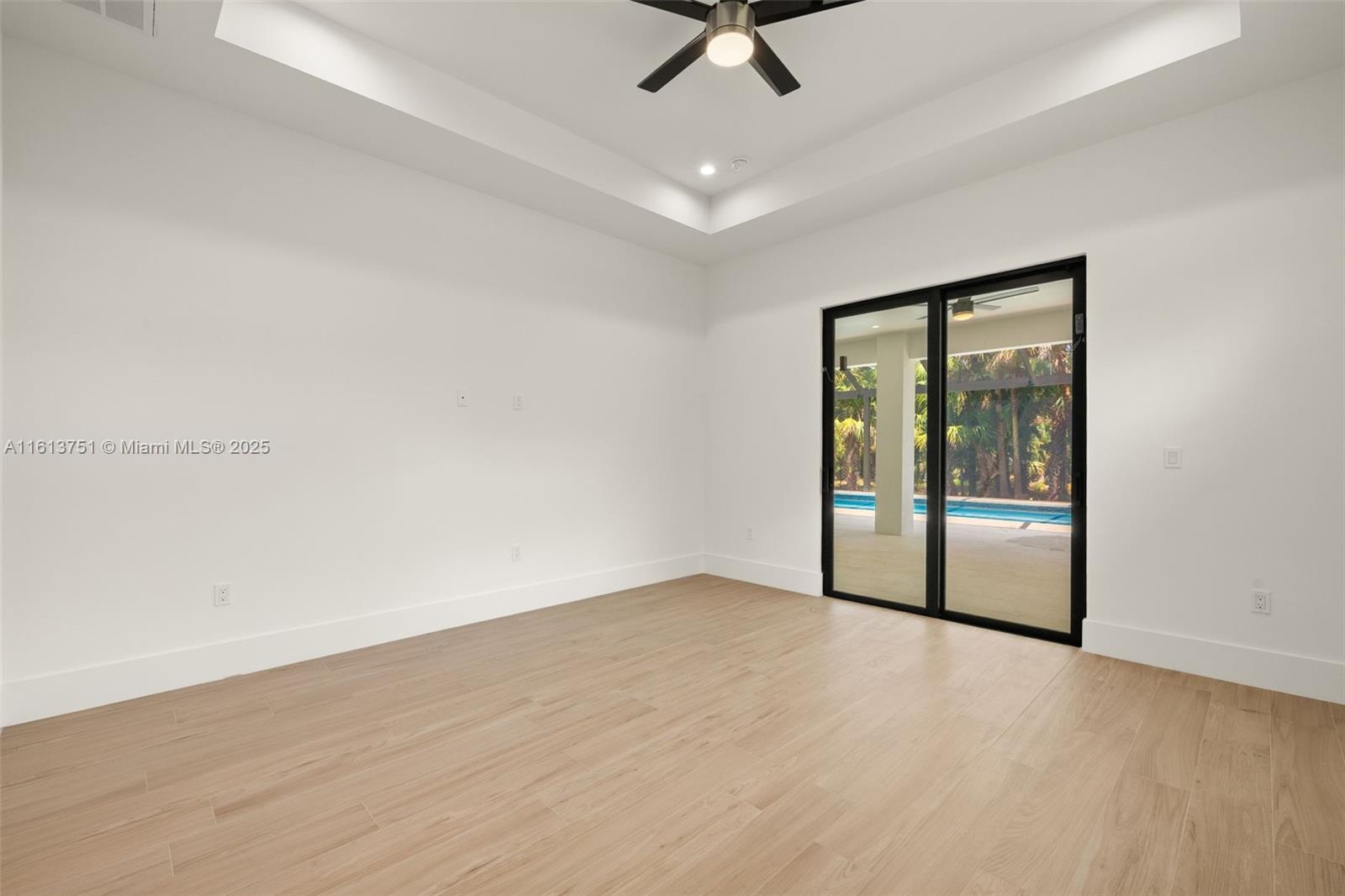 1587 W Golden Gate Blvd, Naples, Florida image 22