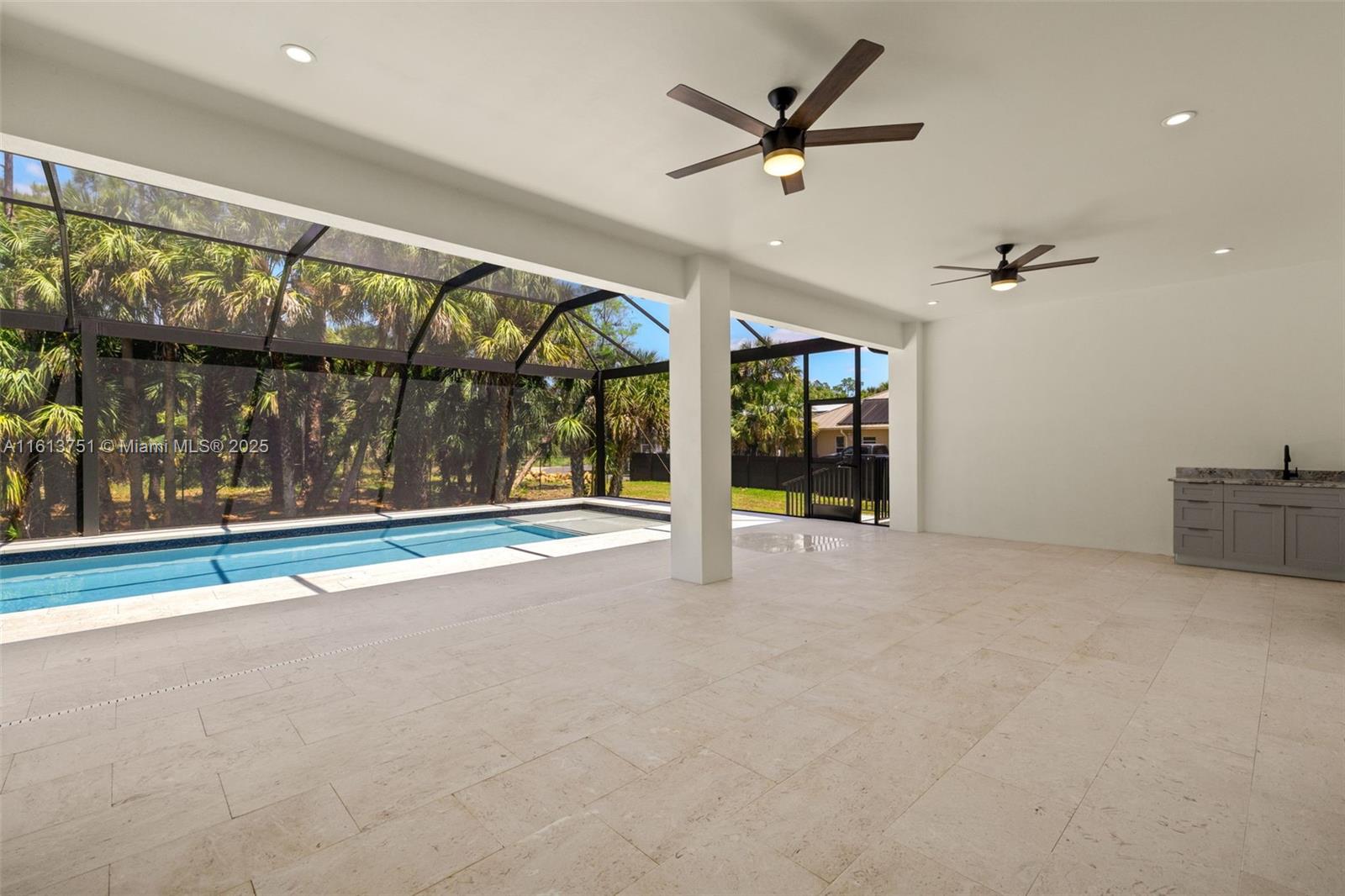 1587 W Golden Gate Blvd, Naples, Florida image 38