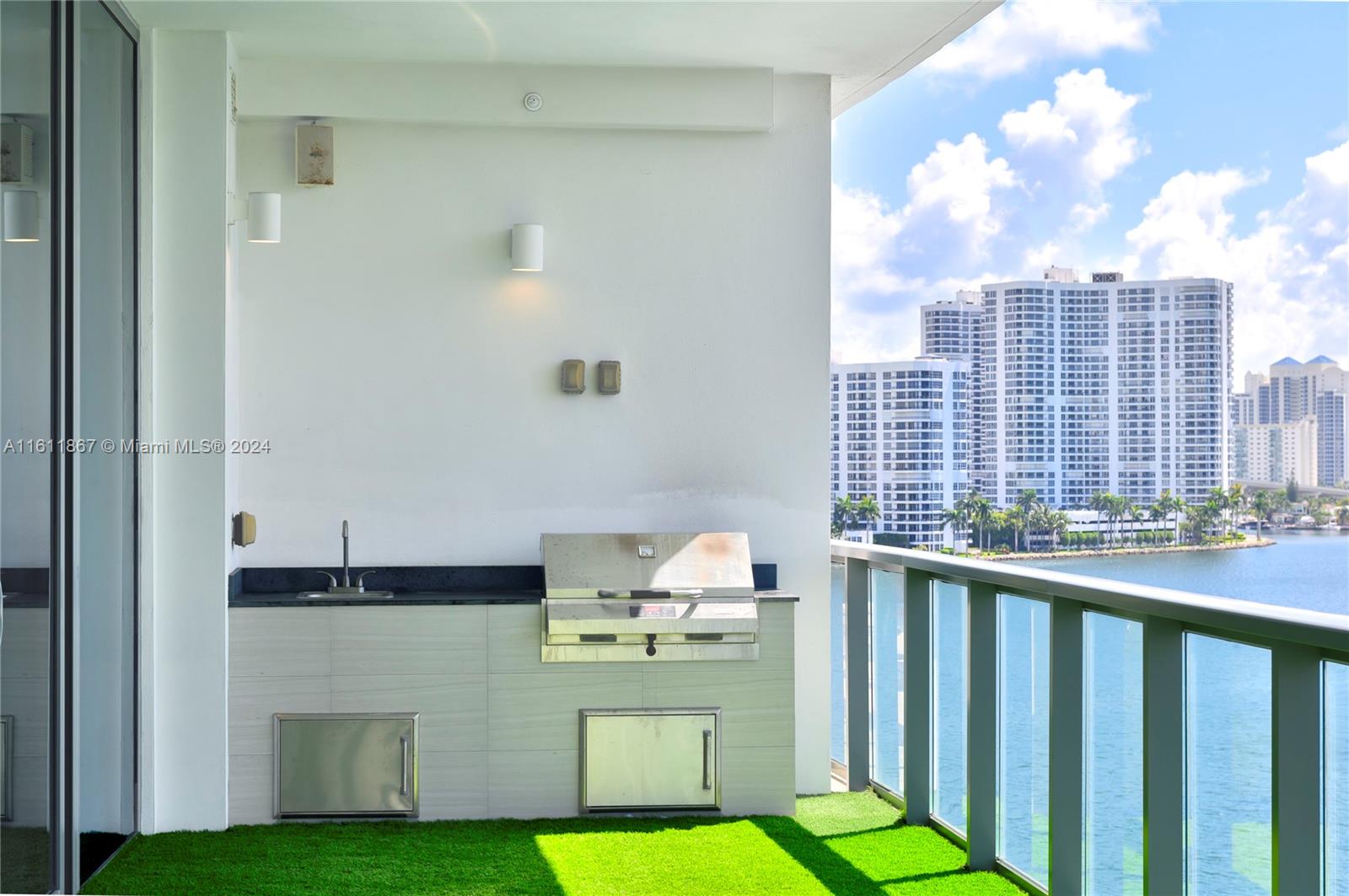 3300 NE 188th St #615, Aventura FL 33180