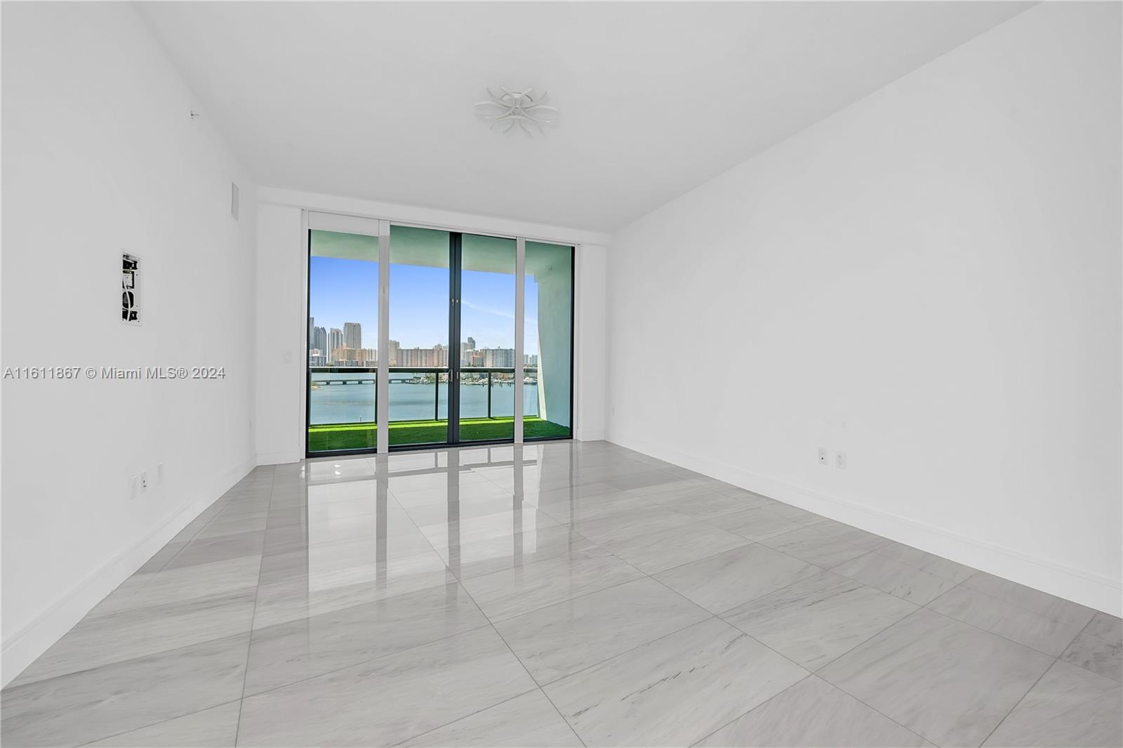 3300 NE 188th St #615, Aventura FL 33180