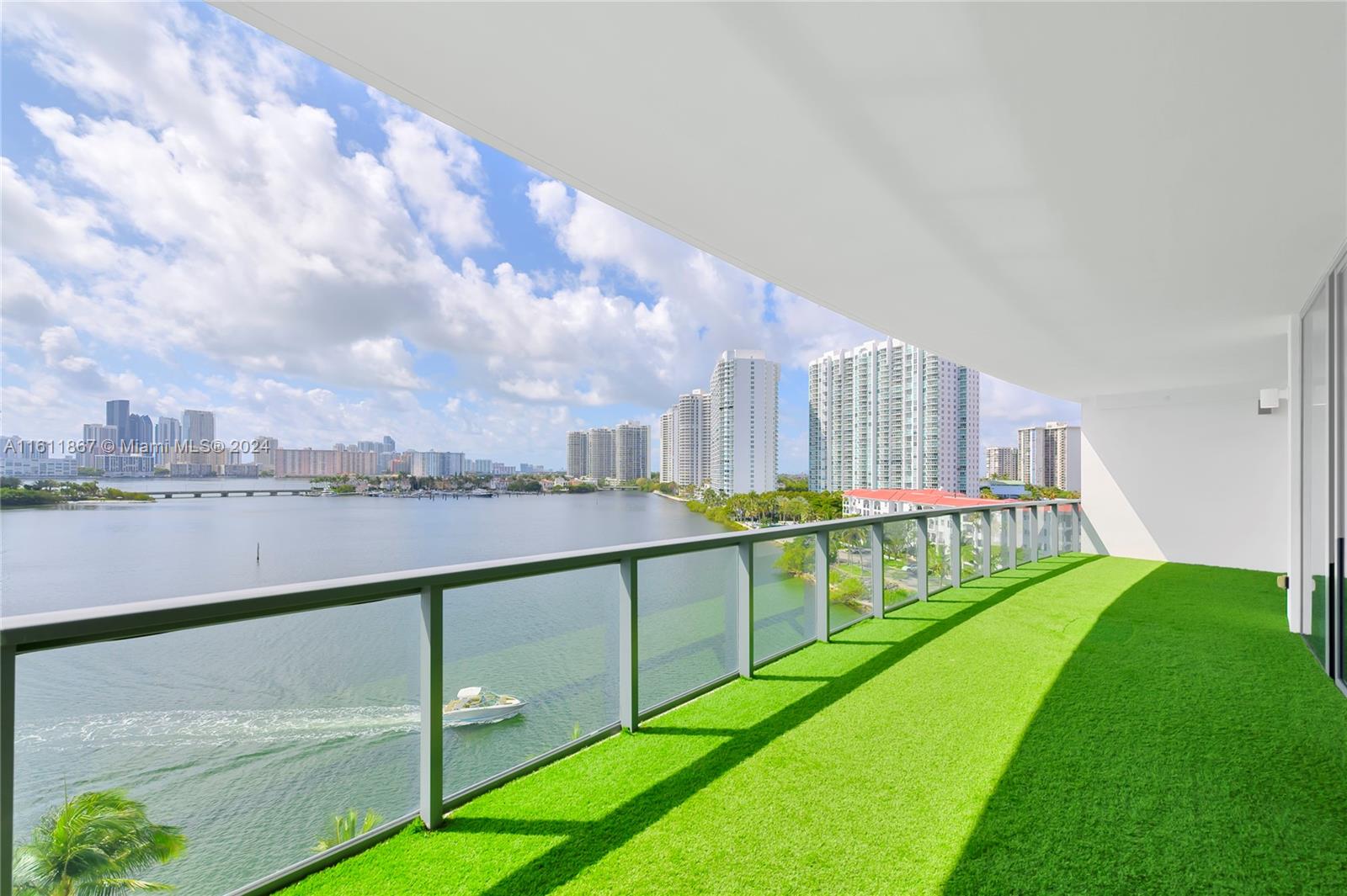 3300 NE 188th St #615, Aventura FL 33180