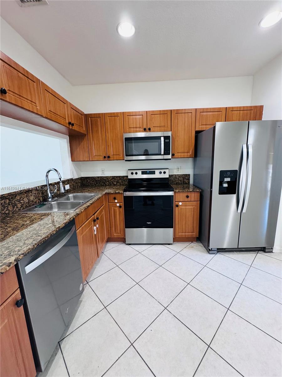 2622 SW 82nd Ave #104, Miramar, Florida image 2