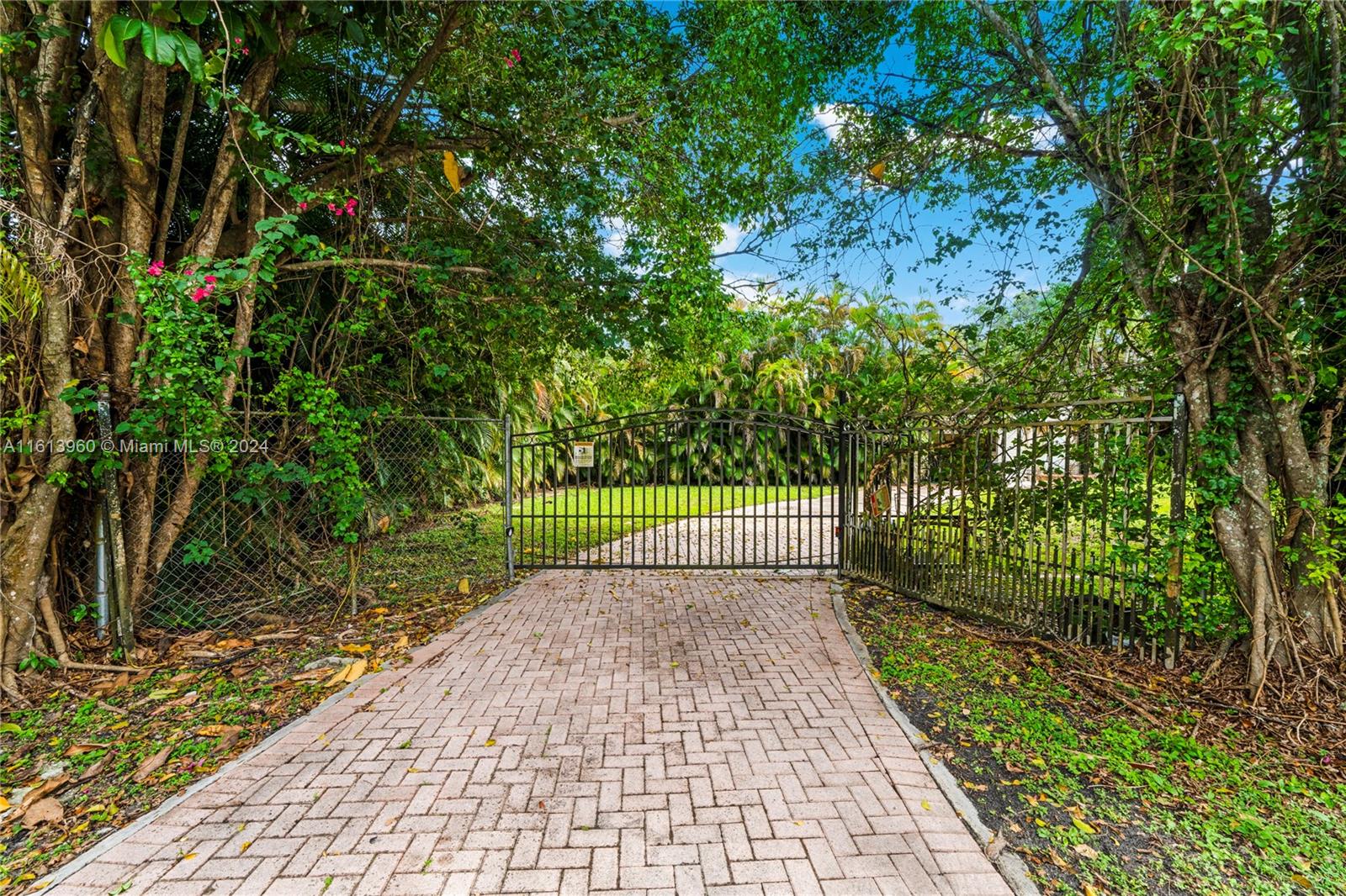 Great opportunity to build your dream home on a 38,332 sq ft. lot in THE VILLAGE OF PINECREST. This amazing deep rectangular lot is currently the LOWEST PRICED in Pinecrest. This fabulous suburban neighborhood has it all! Its own Police Department, a library, several parks, recreational programs, and a resident favorite is Pinecrest Gardens, a 14-acre botanical garden that offers cultural events, concerts, and a farmer’s market. Located near A+ public and private schools, shops, restaurants, and expressways, this property is being sold AS-IS for land value, but there is an existing home that can be updated or remodeled. Facing North and just under an acre, this lot is currently only one of a few parcels listed for sale, with over 38,000 sq ft. Situated in a No Flood Zone. Don’t miss out!!