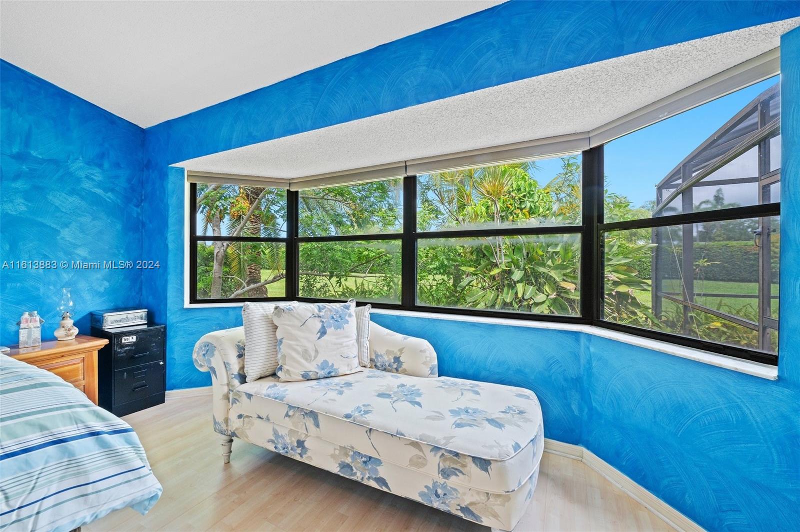 Listing Photo 17