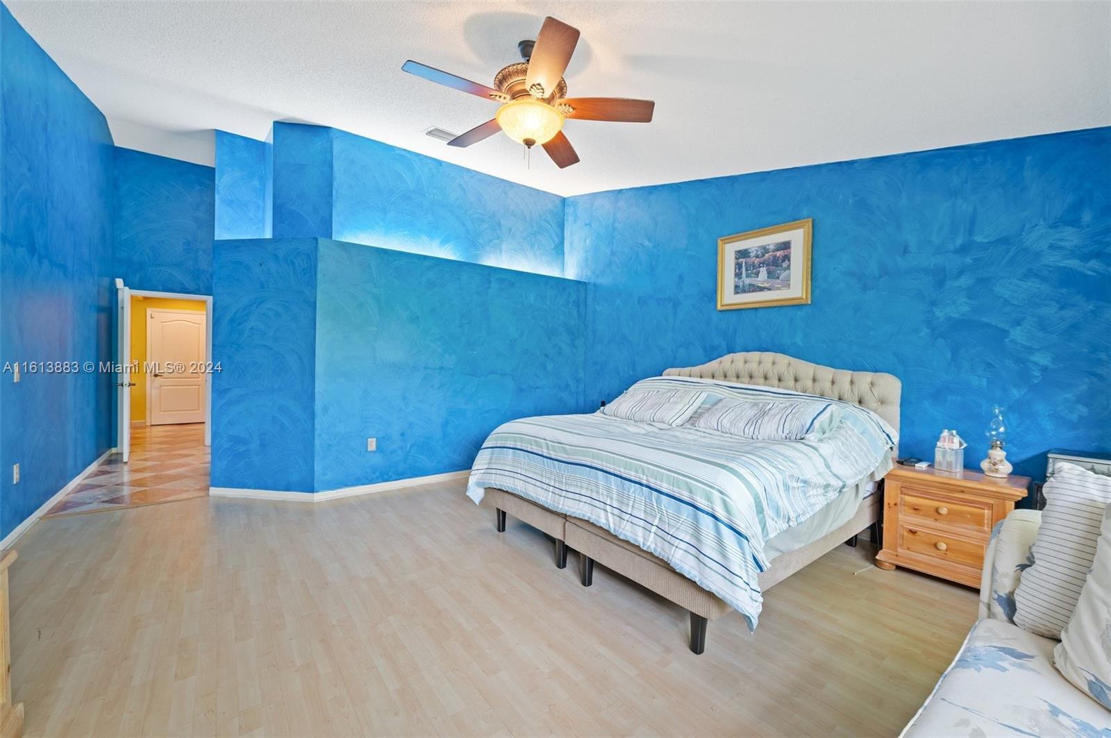 Listing Photo 18