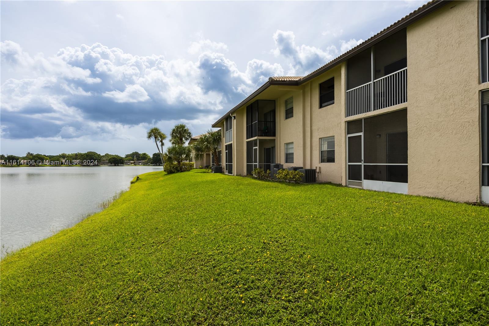 5510 Lakeside Dr #102, Margate, Florida image 19