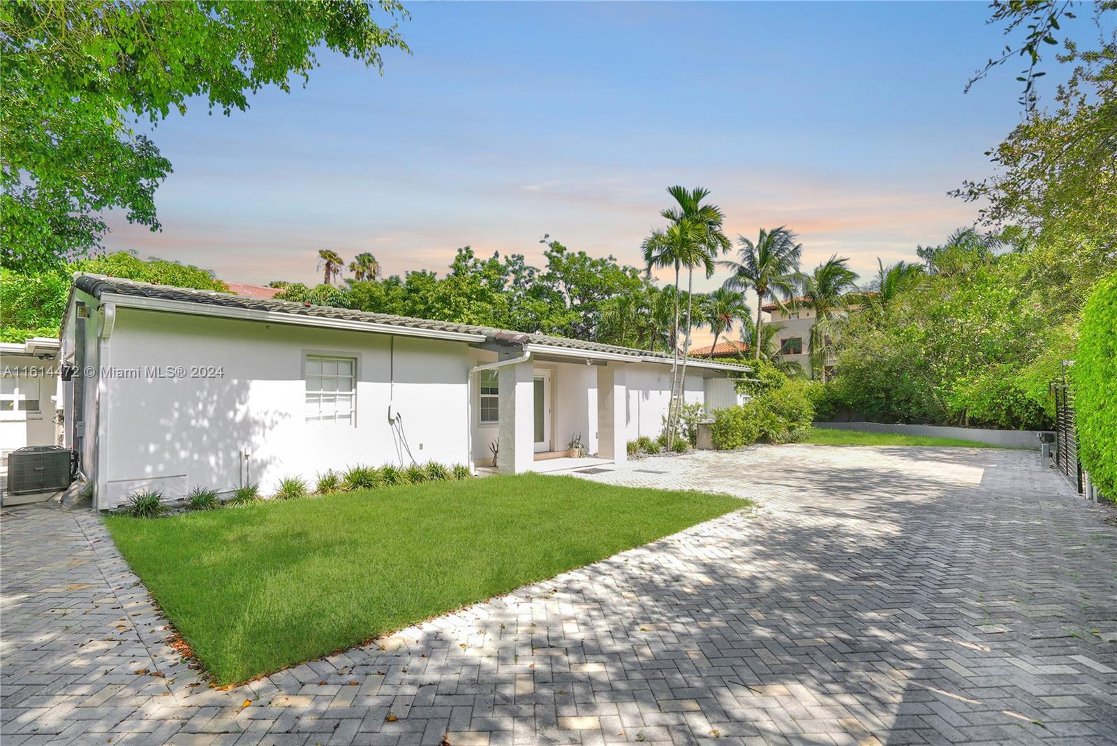 599 Glenridge Rd, Key Biscayne, Florida image 1