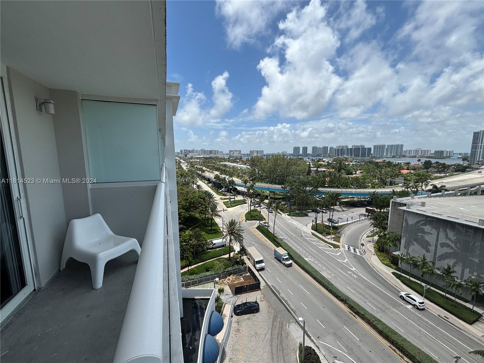 19201 Collins Ave #934, Sunny Isles Beach, Florida image 2