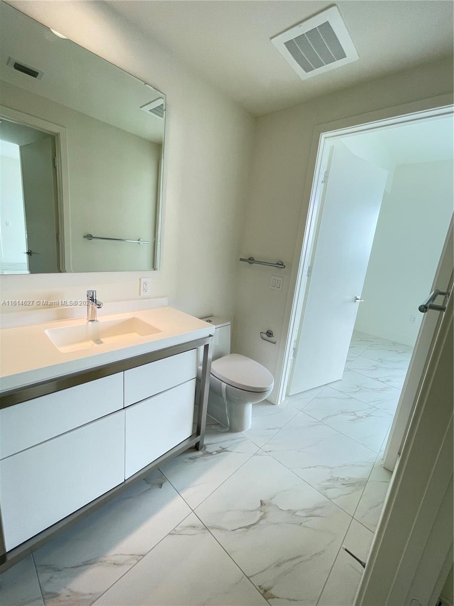 2000 Metropica Way #507, Sunrise, Florida image 11