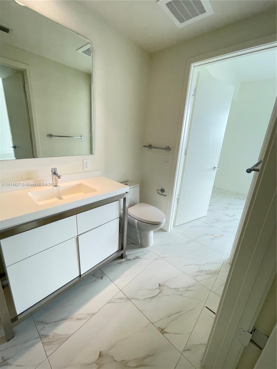 2000 Metropica Way #507, Sunrise, Florida image 13