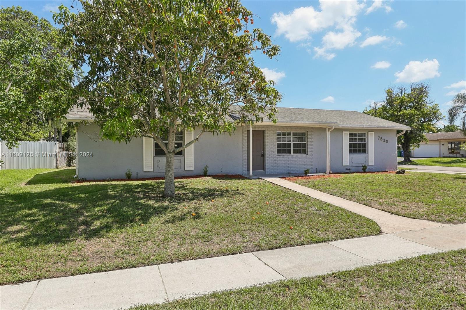 7830 NW 47th St, Lauderhill, Florida image 39