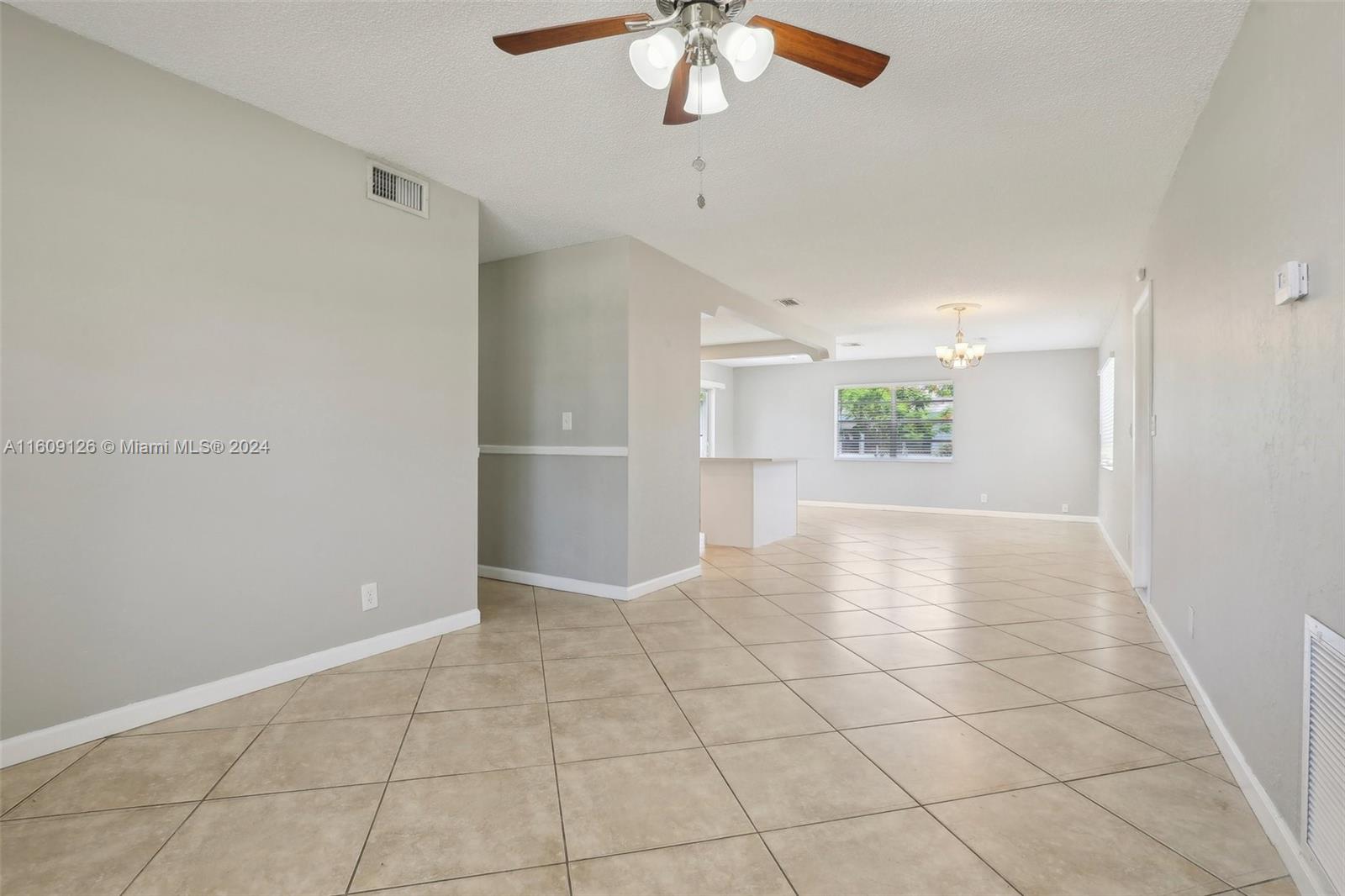 7830 NW 47th St, Lauderhill, Florida image 6