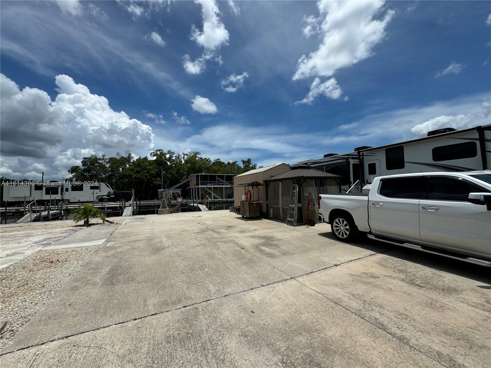 675 S Copeland Ave S, Everglades City, Florida image 8