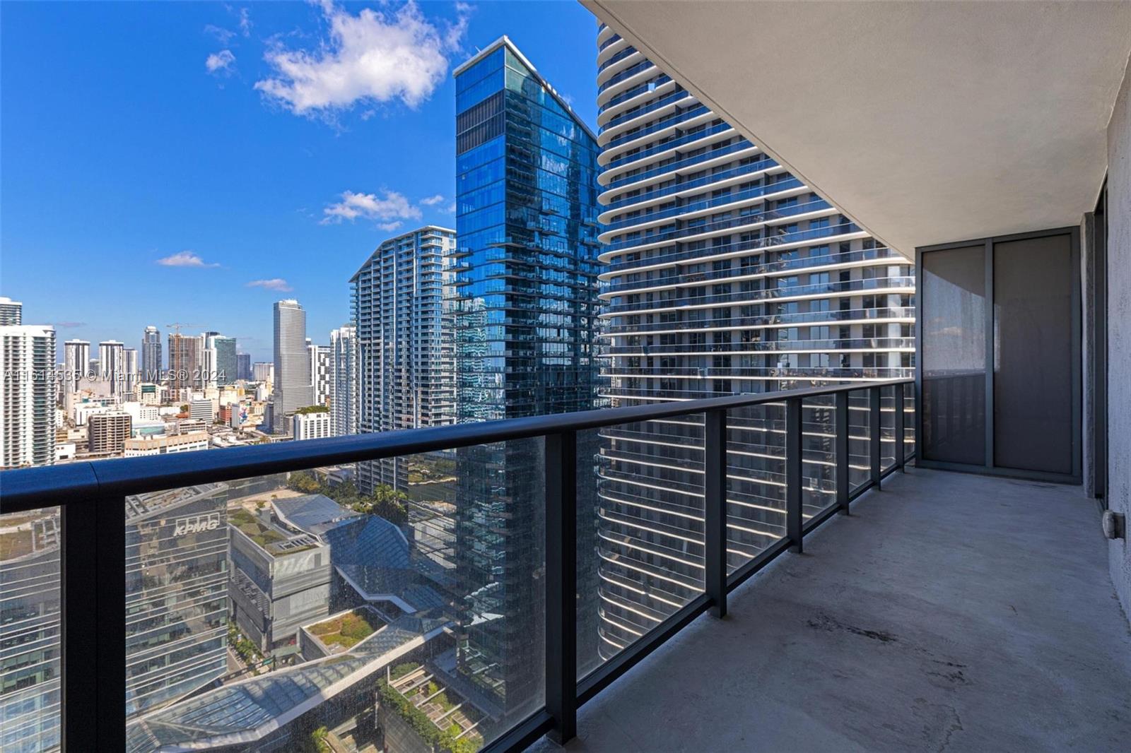 45 SW 9th St #3109, Miami FL 33130