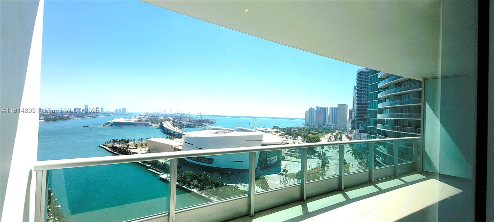 900 Biscayne Blvd #2503, Miami FL 33132