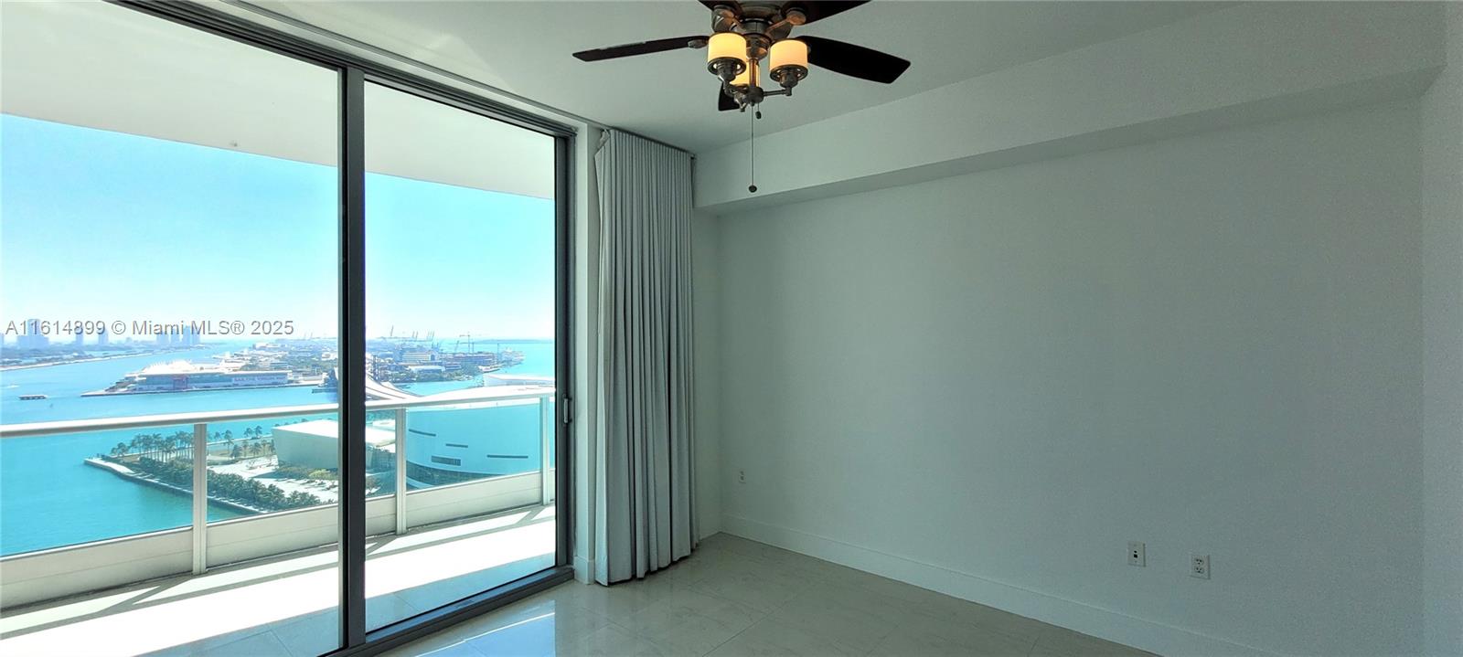 900 Biscayne Blvd #2503, Miami FL 33132