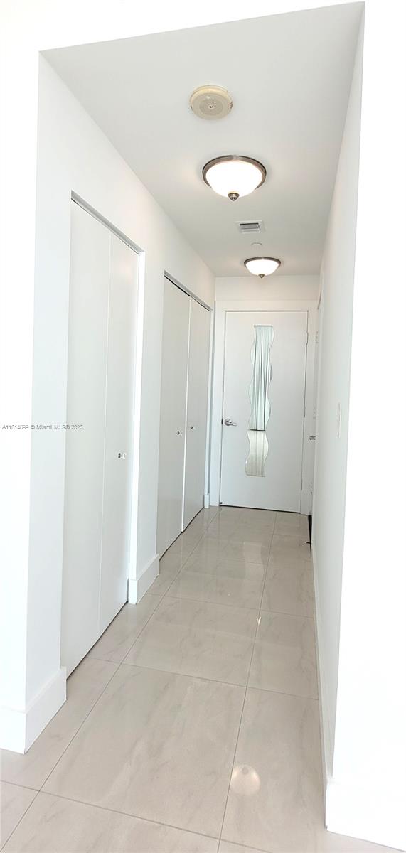 900 Biscayne Blvd #2503, Miami FL 33132
