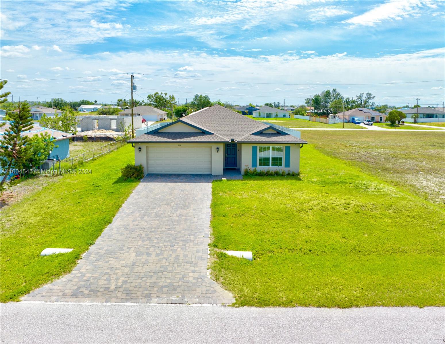 2119 NE 6th Pl, Cape Coral, Florida image 1