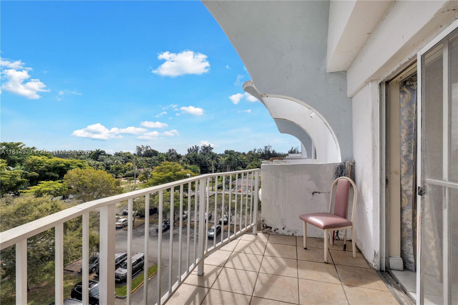 Listing Photo 14