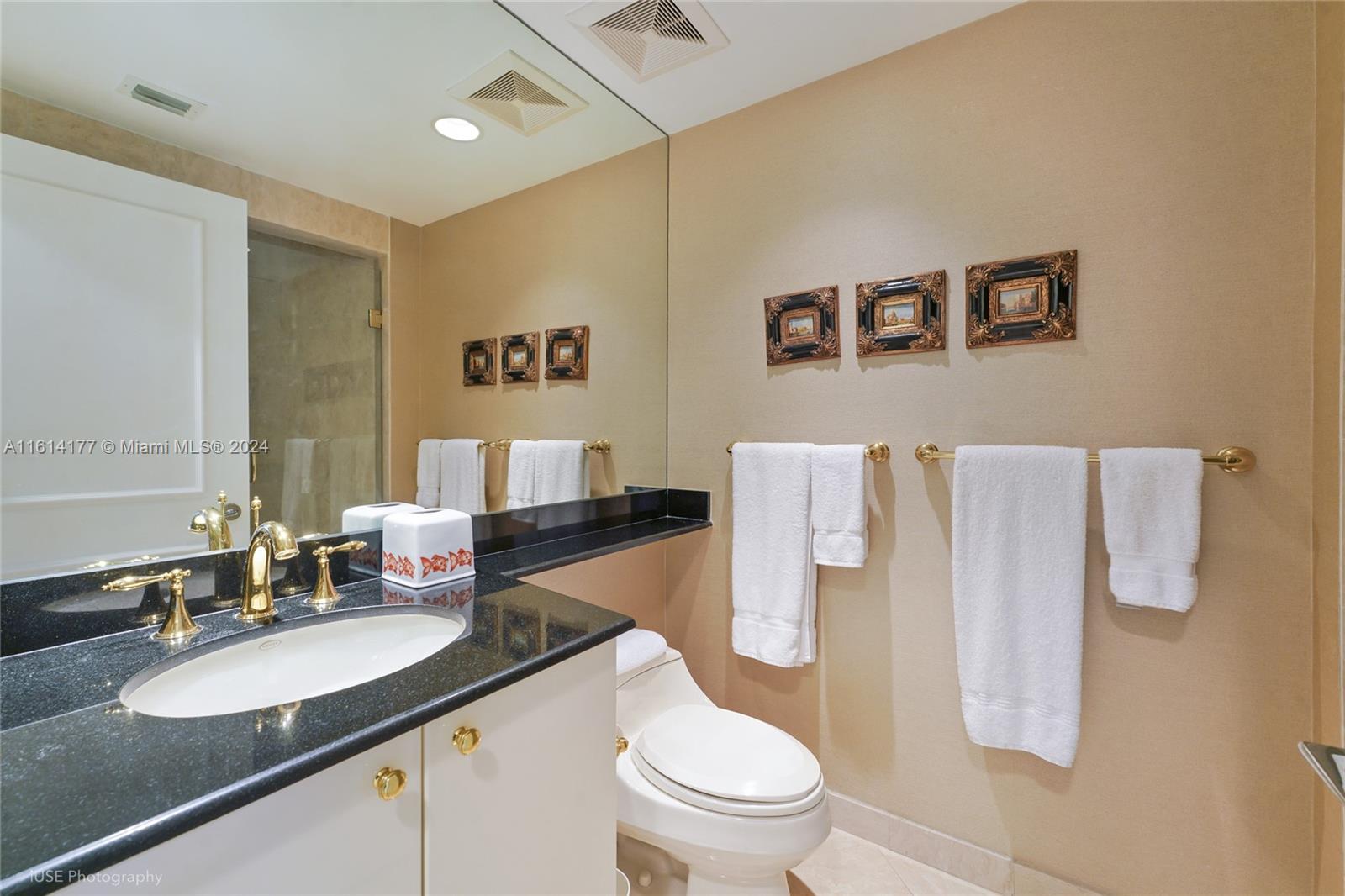 791 Crandon Blvd #704, Key Biscayne FL 33149