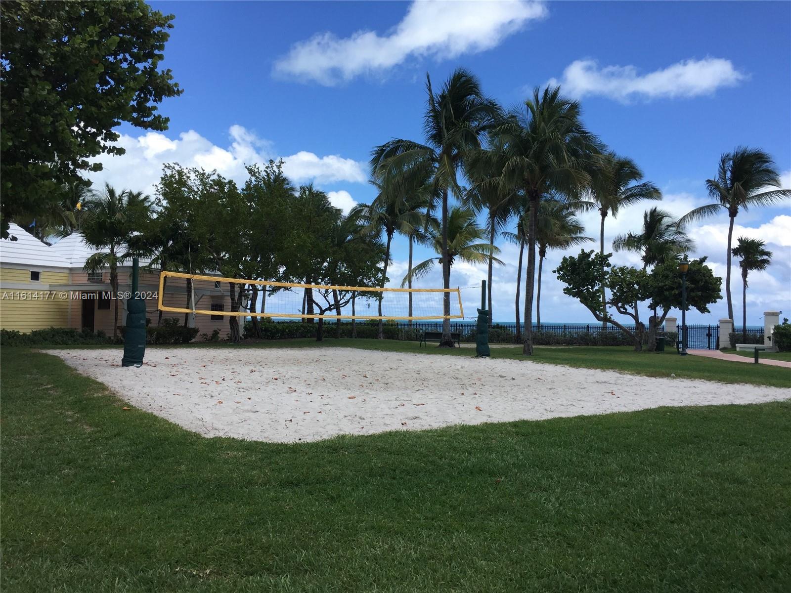 791 Crandon Blvd #704, Key Biscayne FL 33149