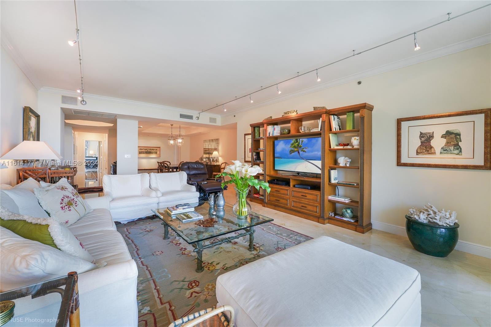791 Crandon Blvd #704, Key Biscayne FL 33149