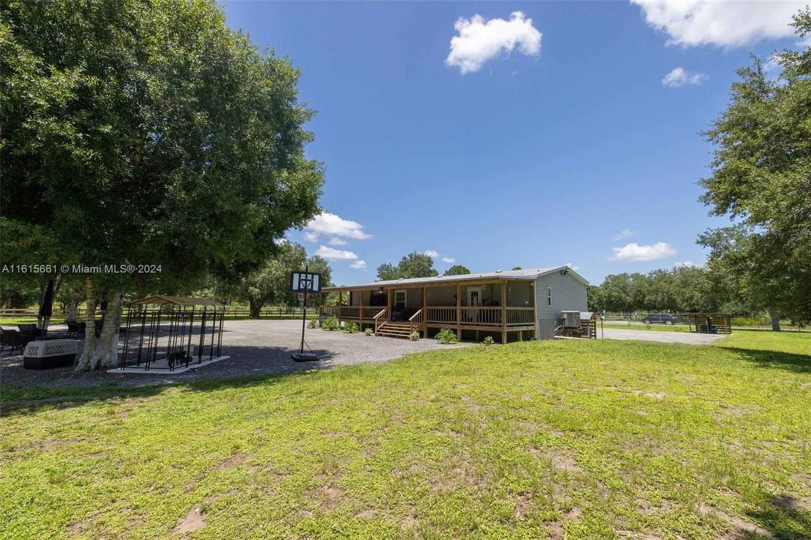 820 S Verda St, Clewiston, Florida image 20