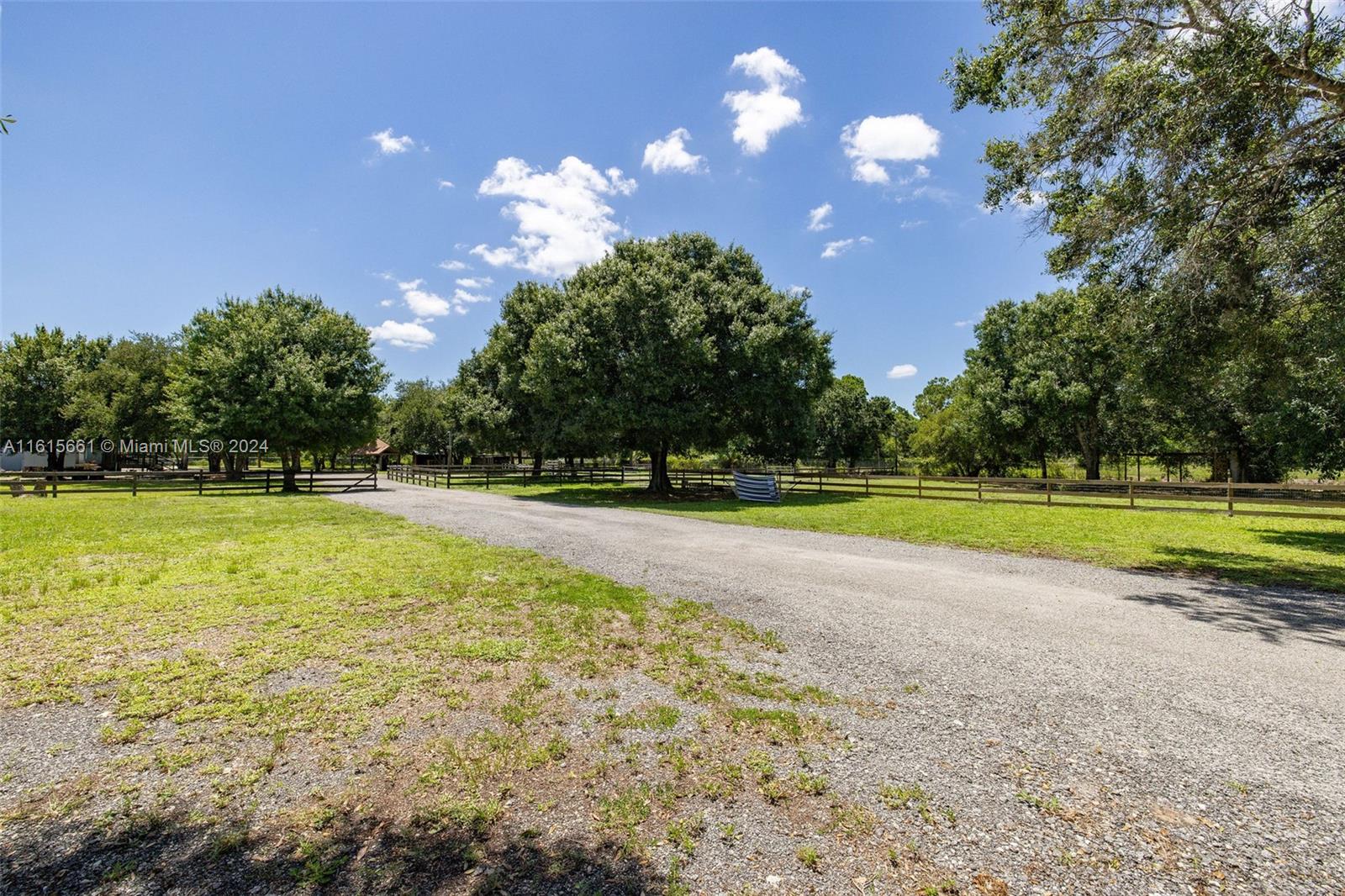 820 S Verda St, Clewiston, Florida image 46