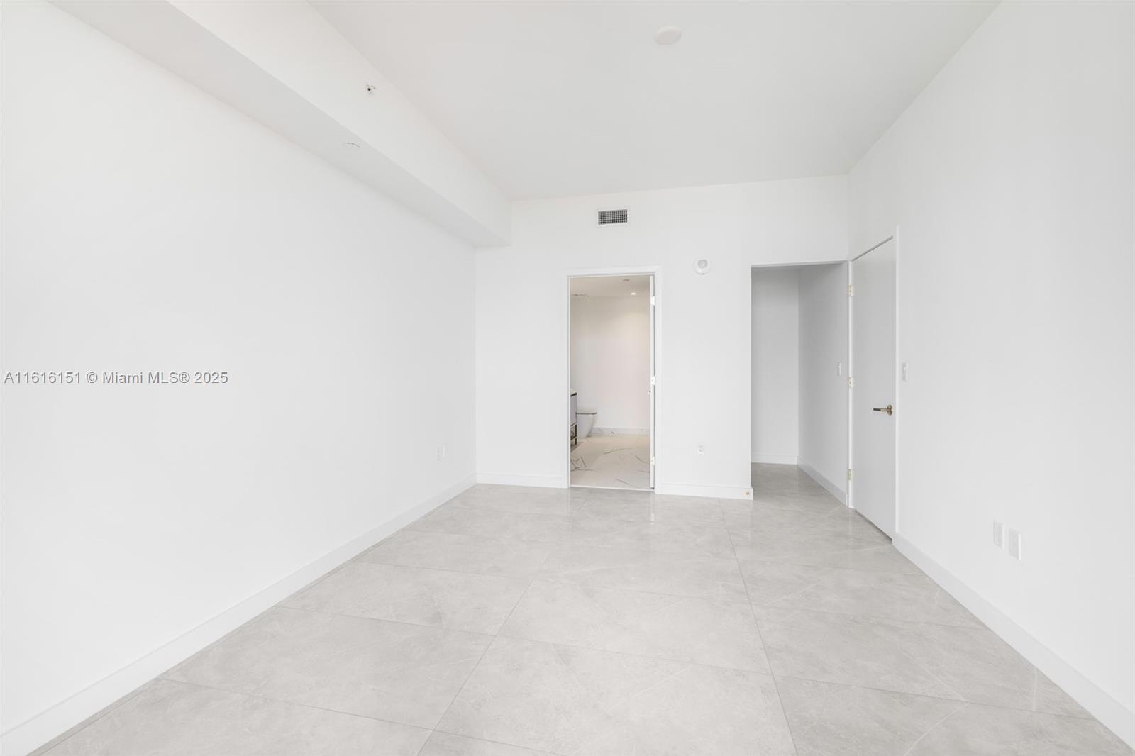 Listing Photo 26