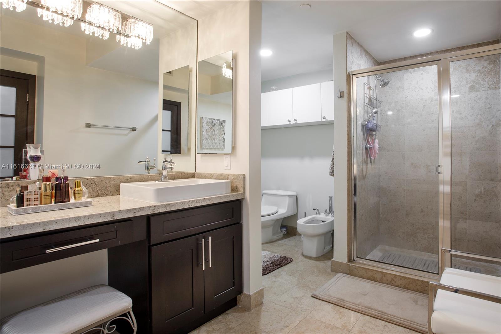 4775 Collins Ave #1604, Miami Beach FL 33140