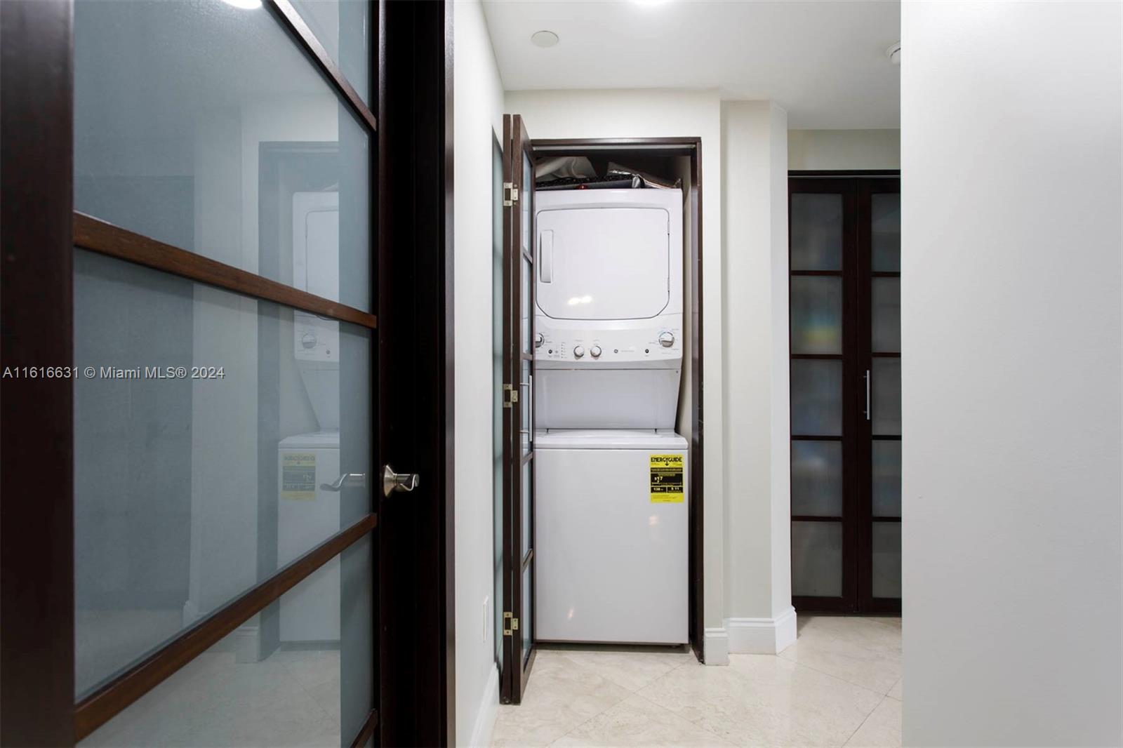 4775 Collins Ave #1604, Miami Beach FL 33140