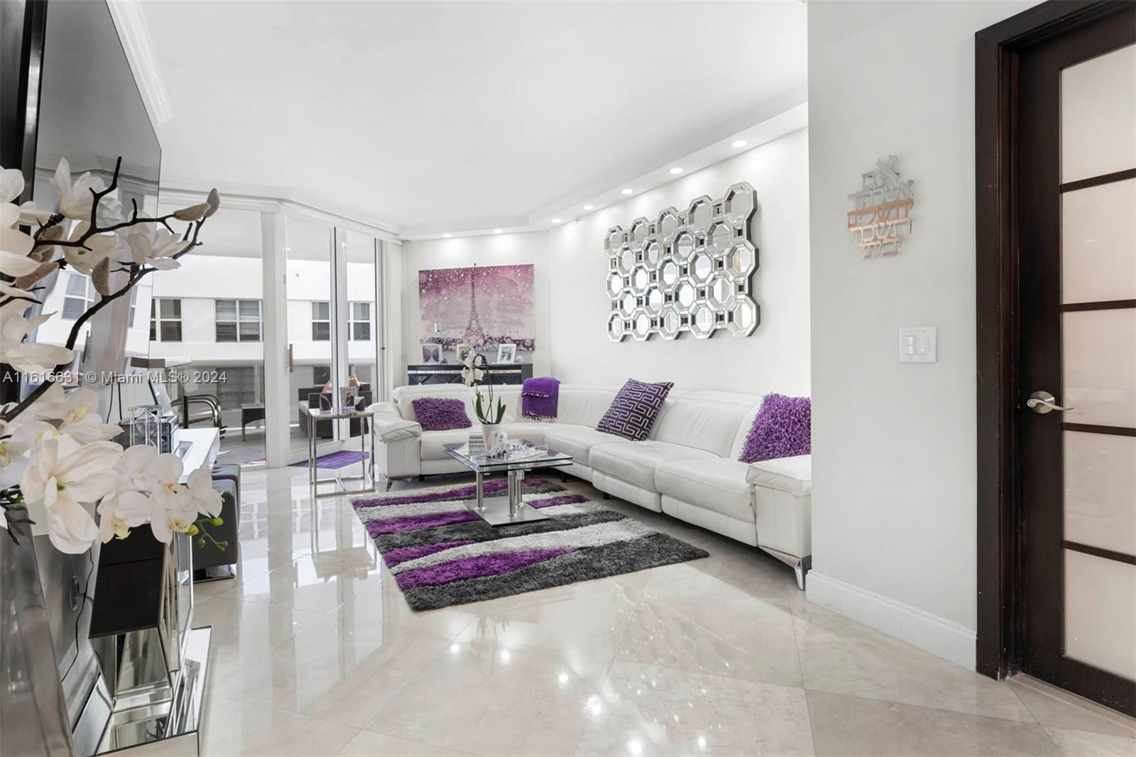 4775 Collins Ave #1604, Miami Beach FL 33140