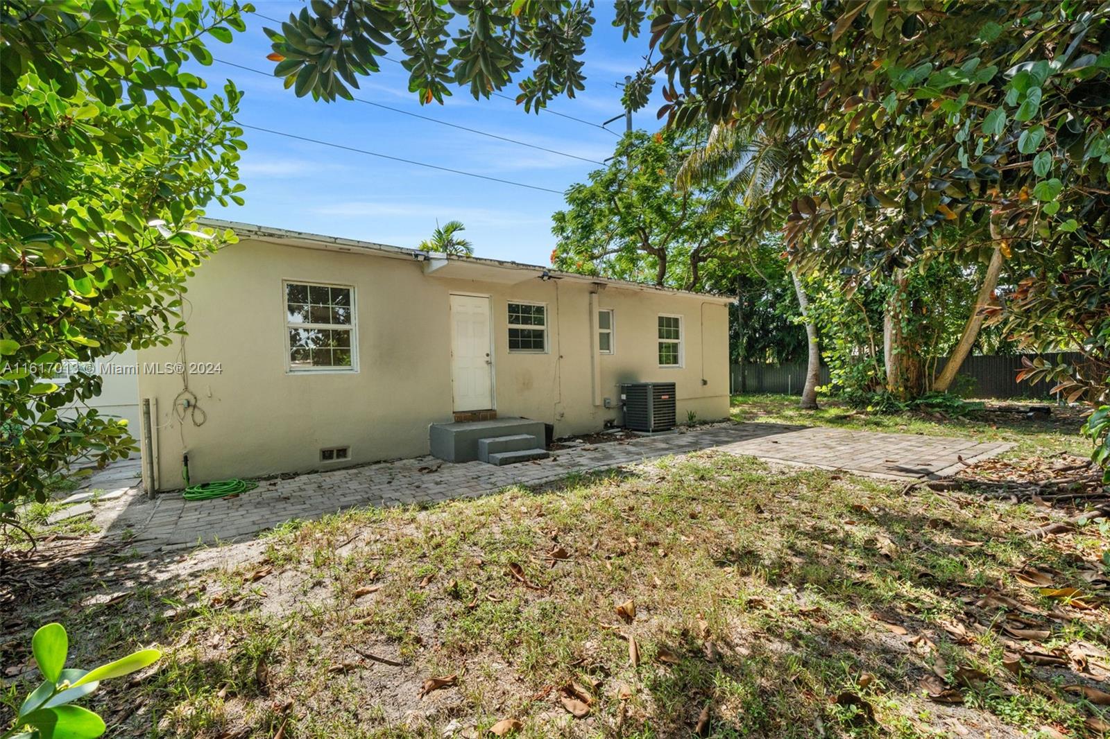 1400 SW 62nd Ave, West Miami, Florida image 20