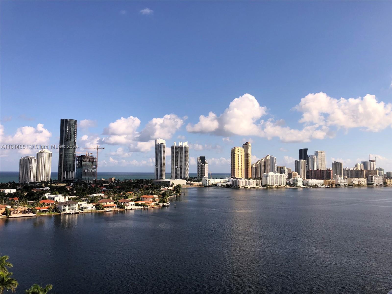 Spectacular Panoramic Ocean and Intracoastal views from every room. 2 Bed, 2 Bath, very good conditions. All marble/tile floors (no carpets) all newer appliances. Mystic Pointe has great amenities such as pool, gym, party room, tennis courts, pickle ball, etc. Restaurant and convenience stores on site