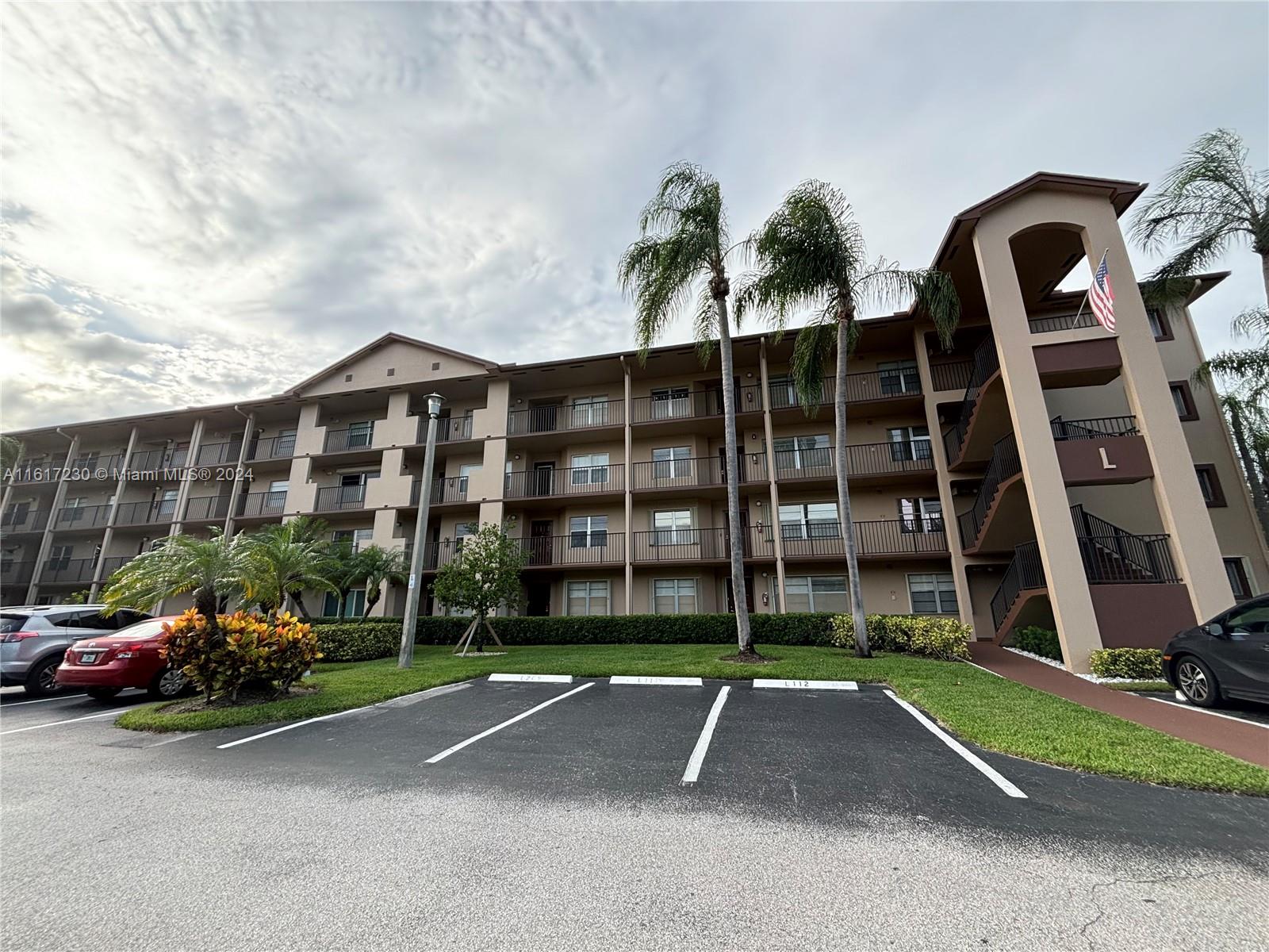 13105 SW 16th Ct #212L, Pembroke Pines, Florida image 13