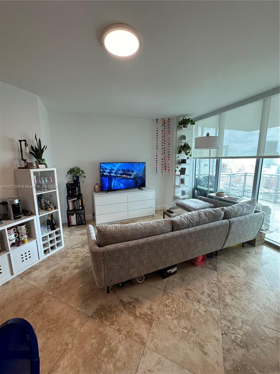 350 S Miami Ave #2909, Miami FL 33130