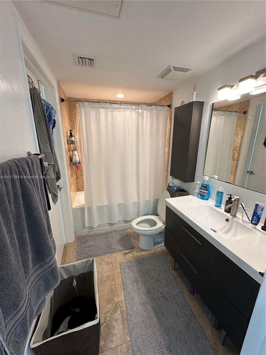 350 S Miami Ave #2909, Miami FL 33130