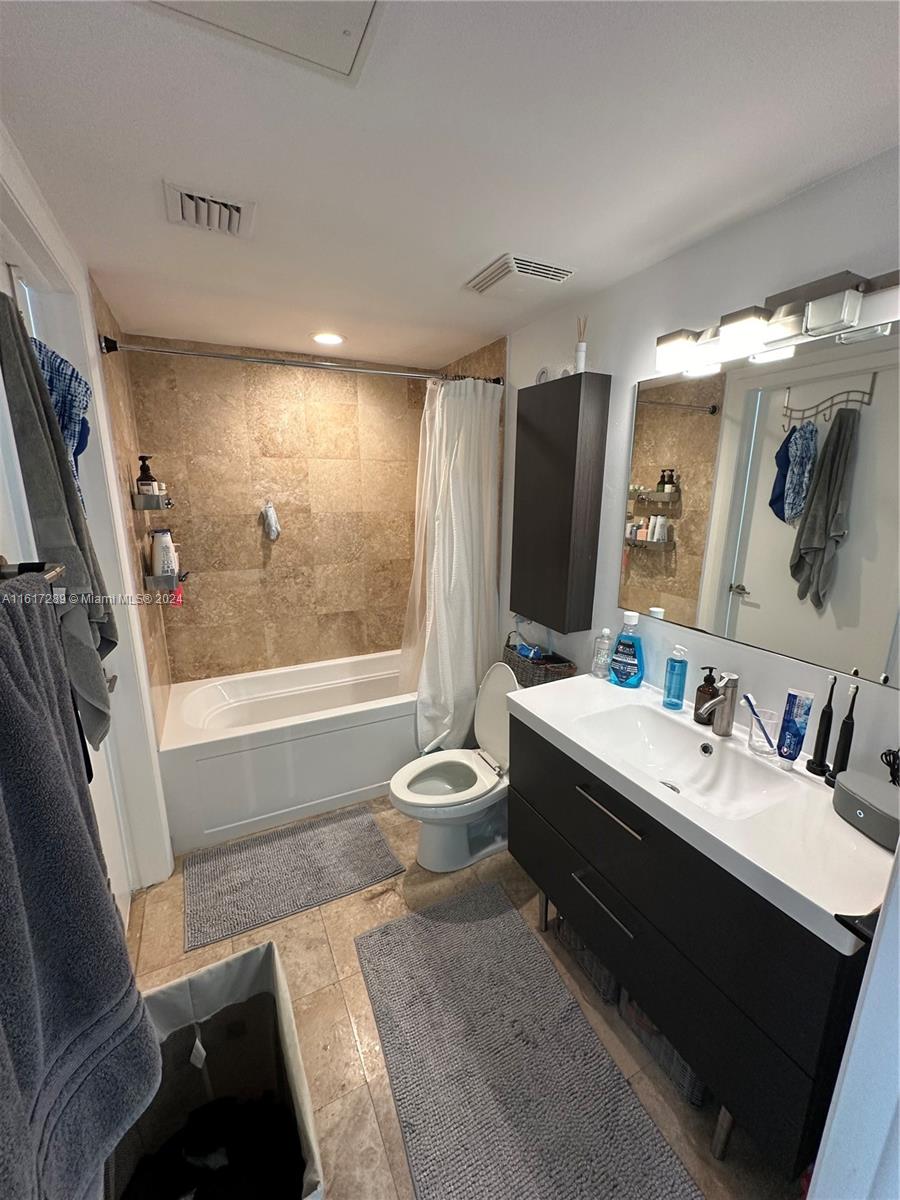 350 S Miami Ave #2909, Miami FL 33130