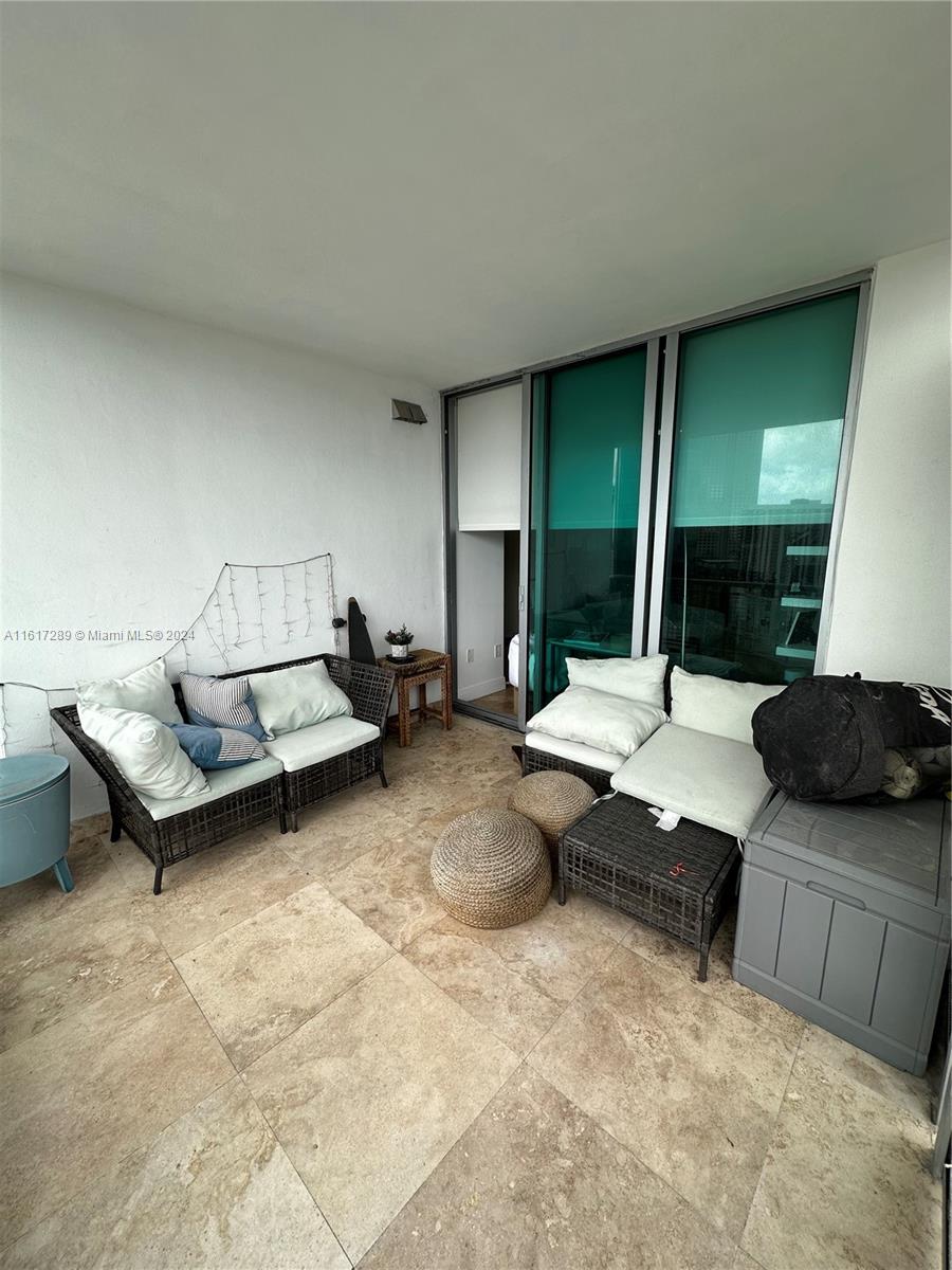 350 S Miami Ave #2909, Miami FL 33130