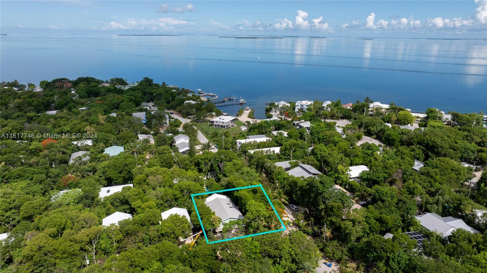 Residential, Plantation Key, Florida image 3