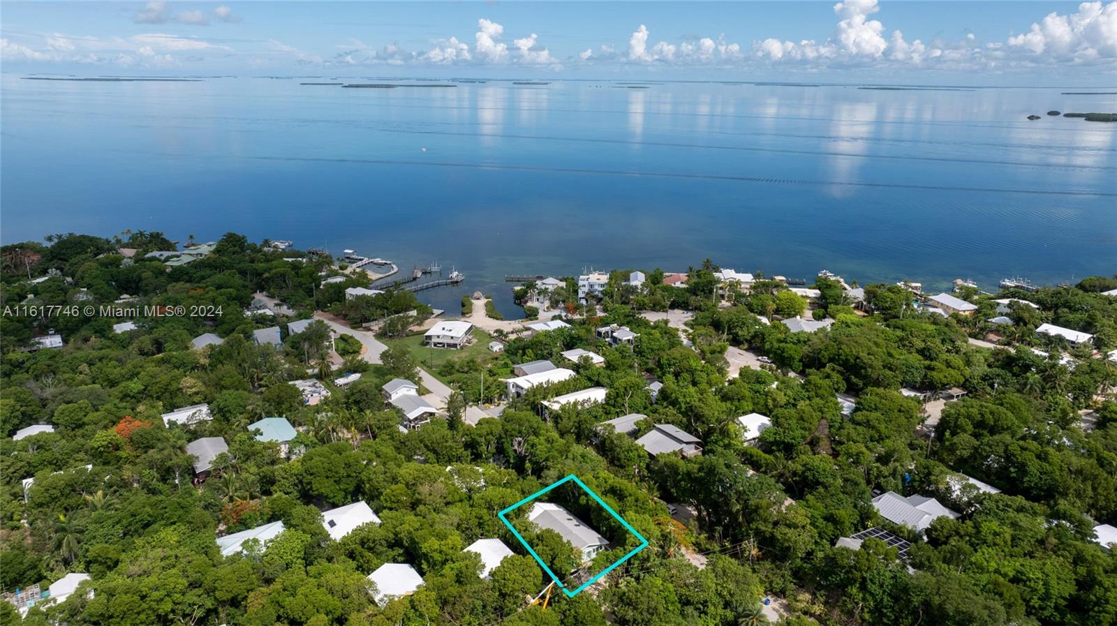 Residential, Plantation Key, Florida image 32