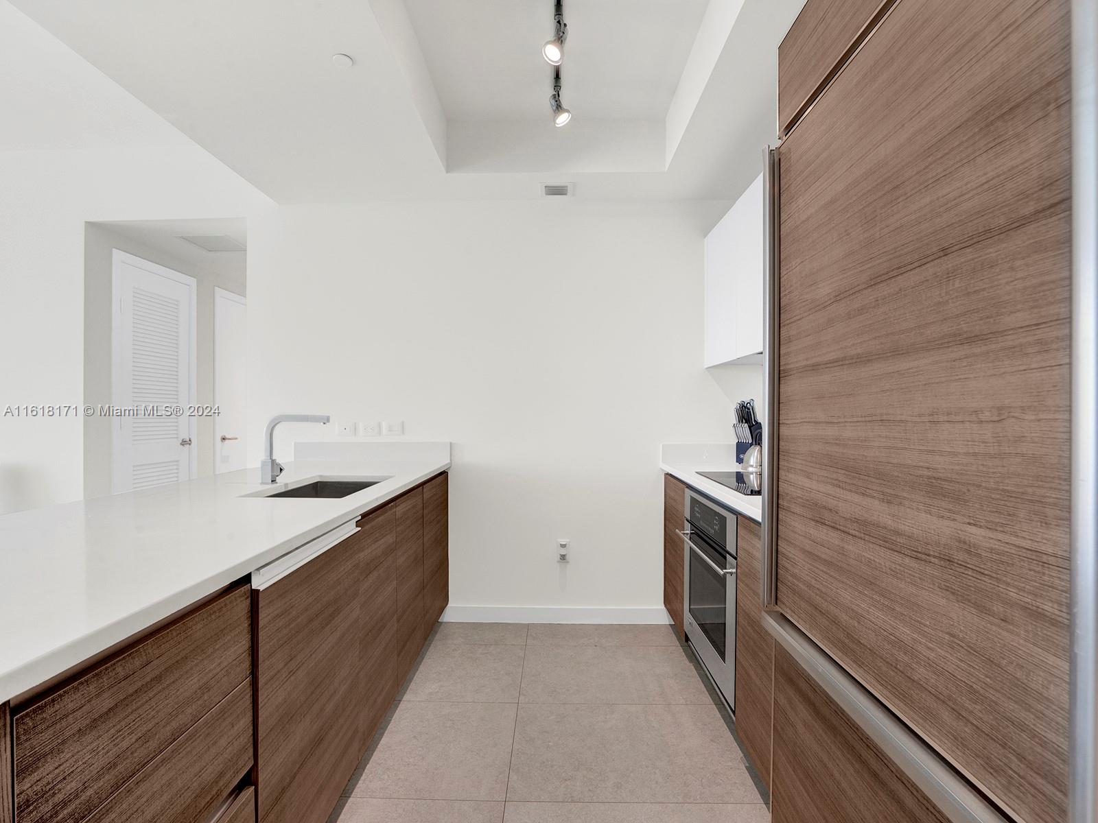 1100 S Miami Ave #3704, Miami FL 33130
