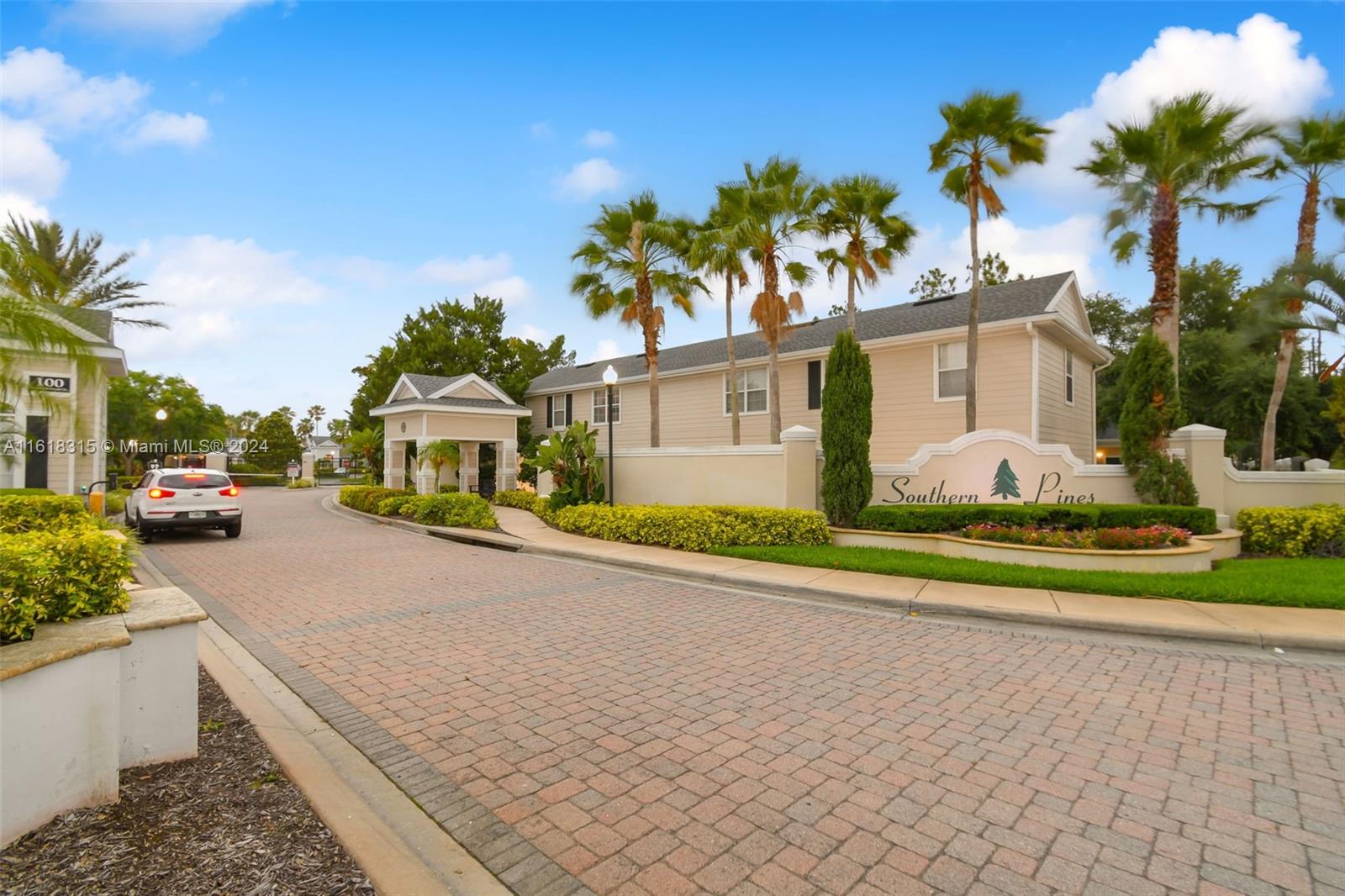 200 Southern Pecan Cir #105, Winter Garden, Florida image 47