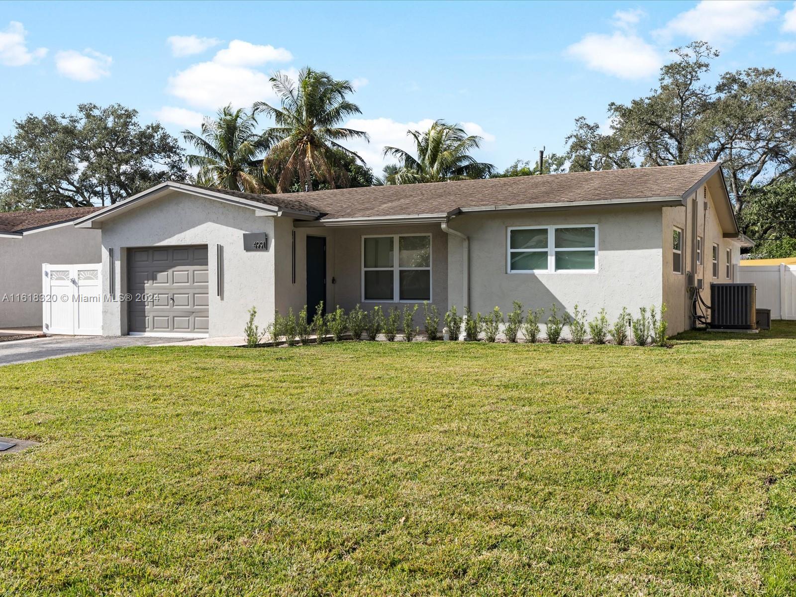 4991 SW 29th Way, Dania Beach, Florida image 43