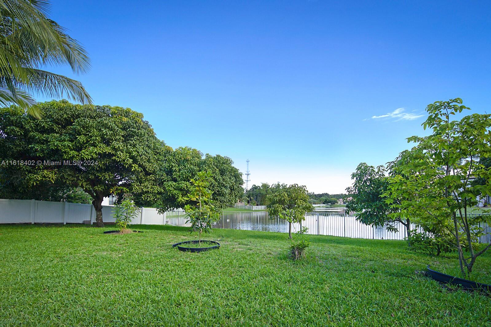 11444 Hibbs Grove Dr, Cooper City, Florida image 37